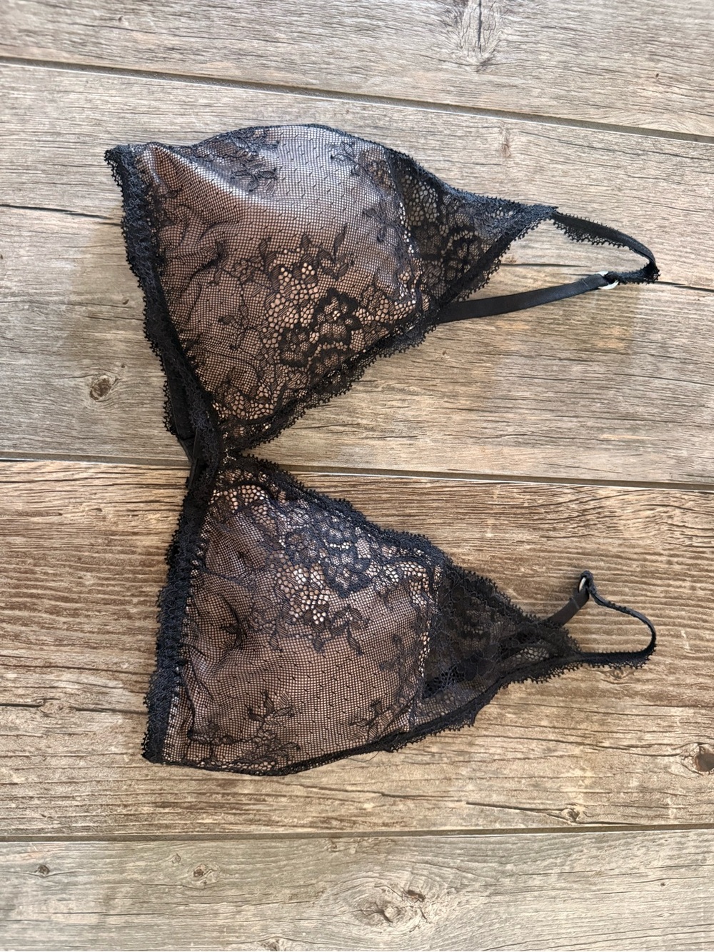 Abercrombie Sheer Lace Triangle Bralette - Black size medium
